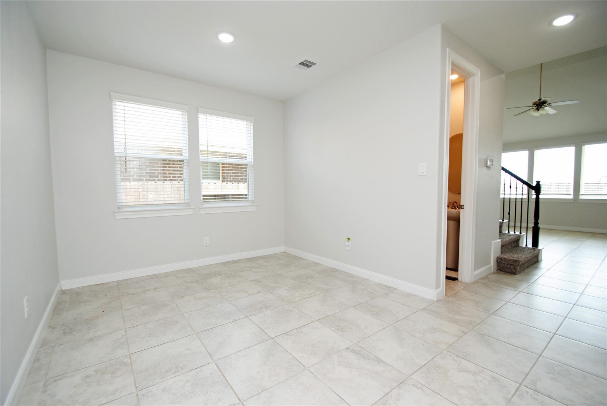8834 Arch Rock Drive Property Photo 6