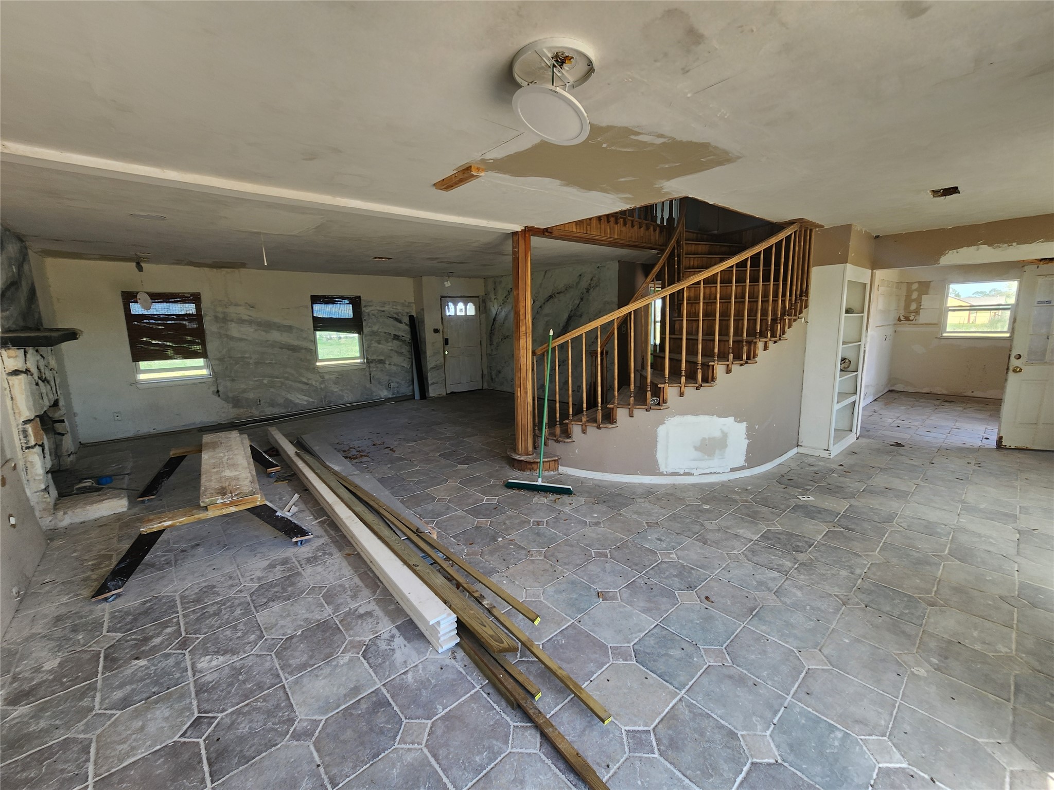 1118 County Road 47 Property Photo 4