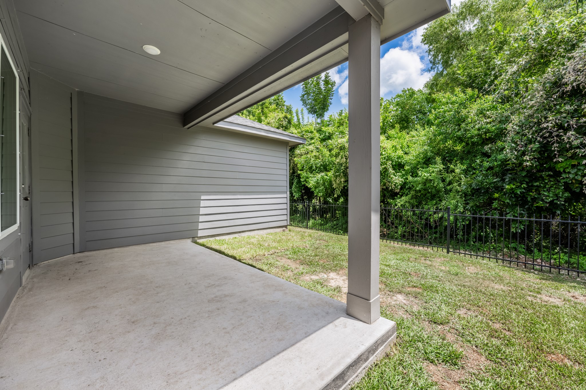 310 Barred Owl Court Property Photo 30