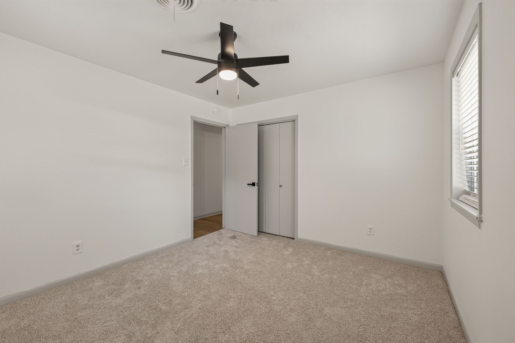 1705 Eldon Street Property Photo 33
