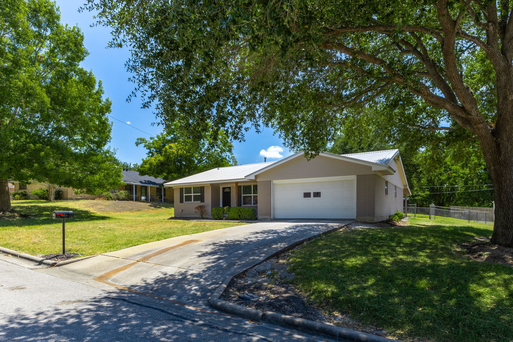 1705 Eldon Street Property Photo 45