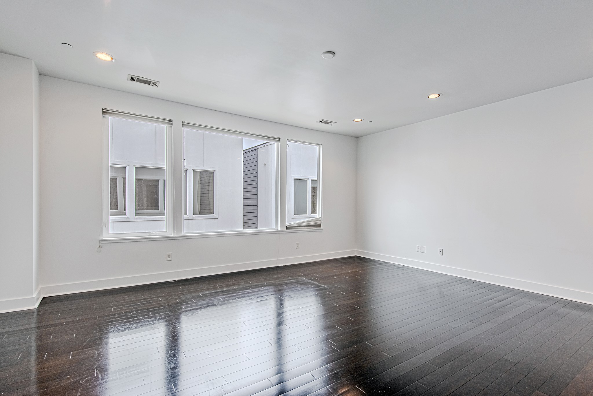 2025 Colquitt Street E Property Photo 17