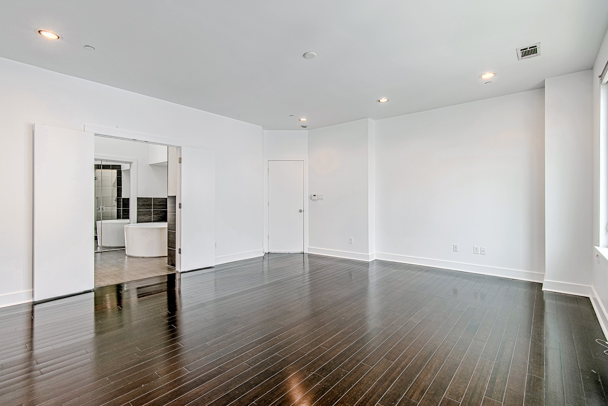 2025 Colquitt Street E Property Photo 18