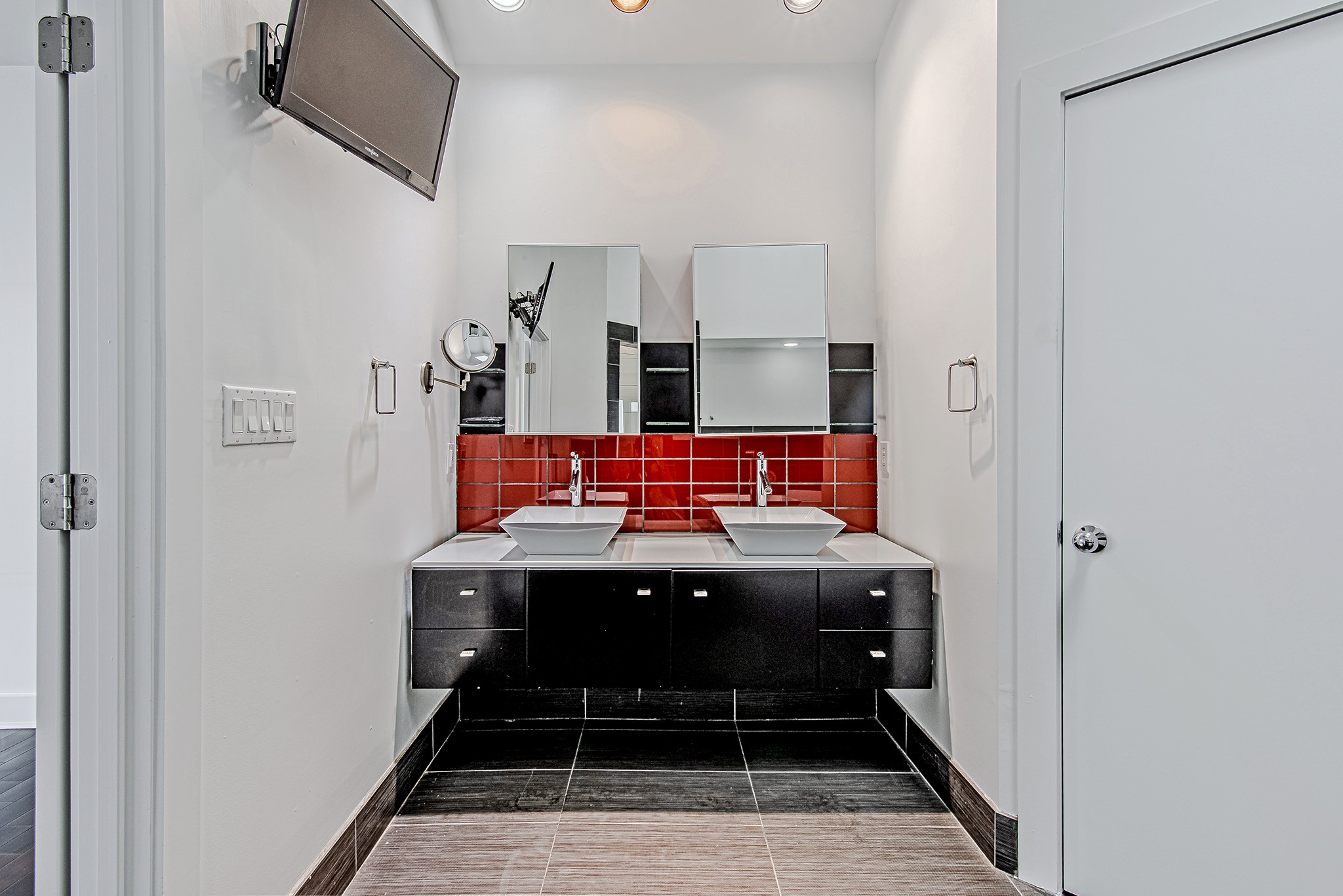 2025 Colquitt Street E Property Photo 20