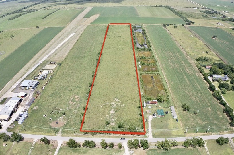 212 County Road Property Photo 3