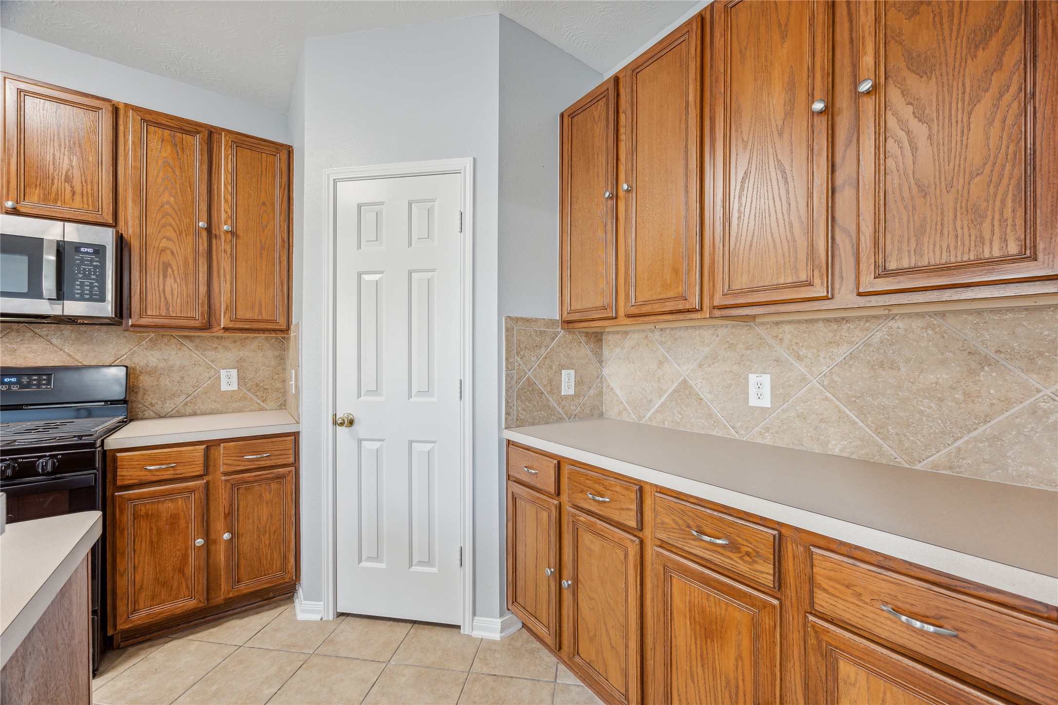 3604 Pine Valley Drive Property Photo 14