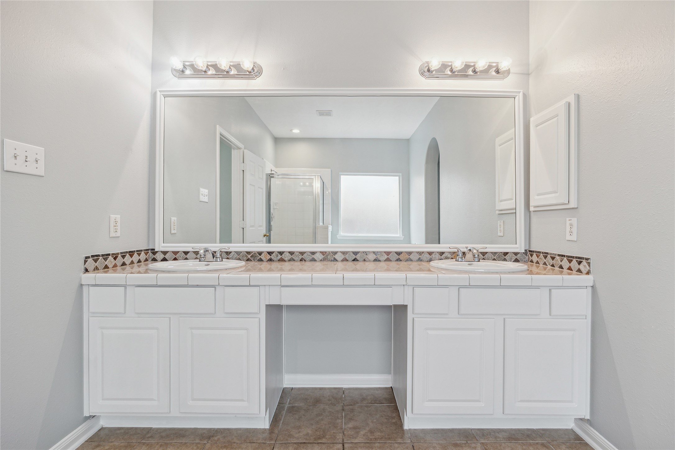 3604 Pine Valley Drive Property Photo 23