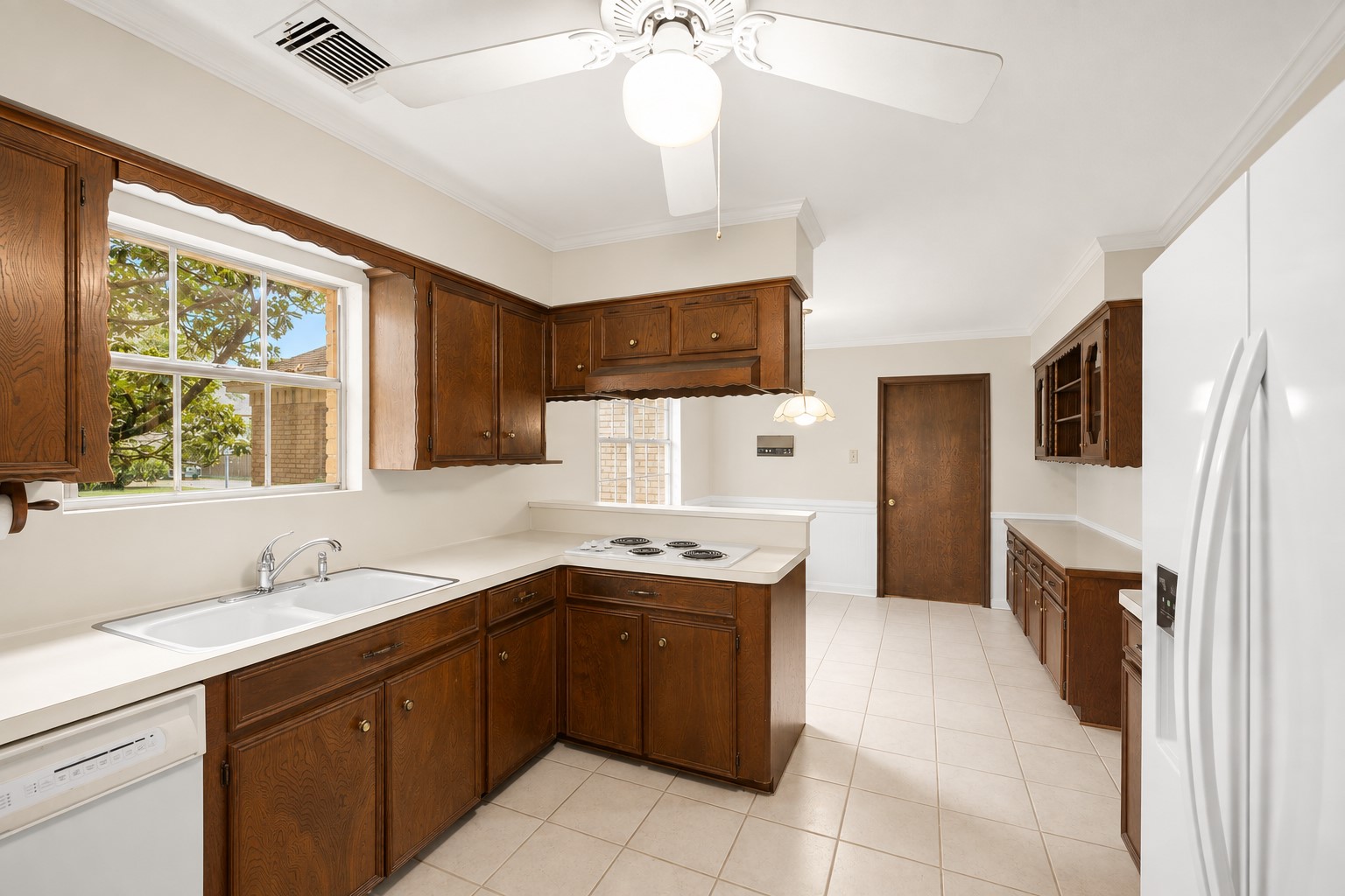 13730 Hambleton Circle Property Photo 41