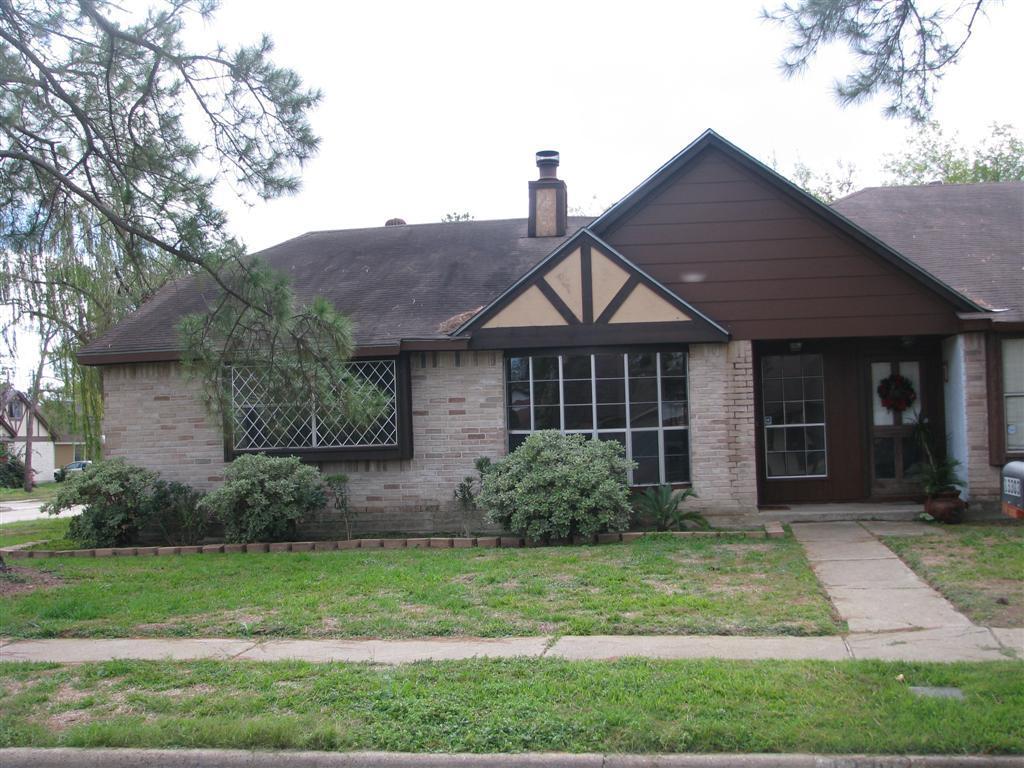 13303 Bassford Drive Property Photo 1