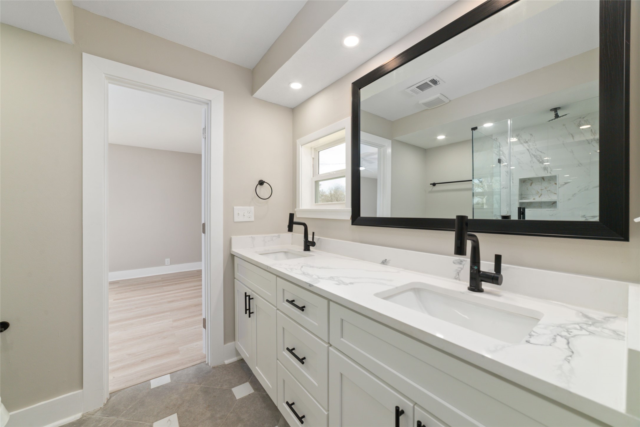 13431 Vrlla Road Property Photo 14