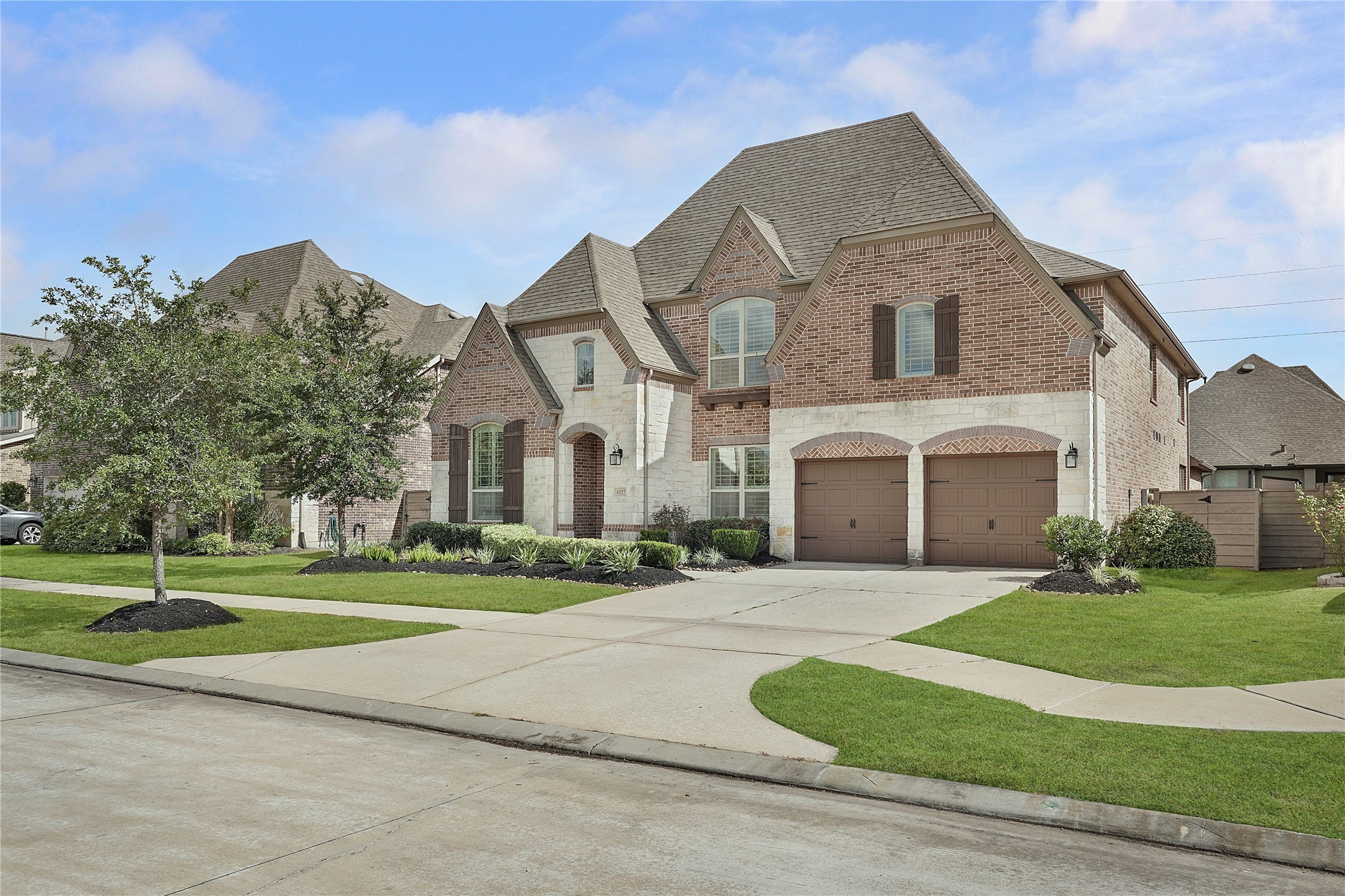 4527 Juniper Ridge Lane Property Photo 1