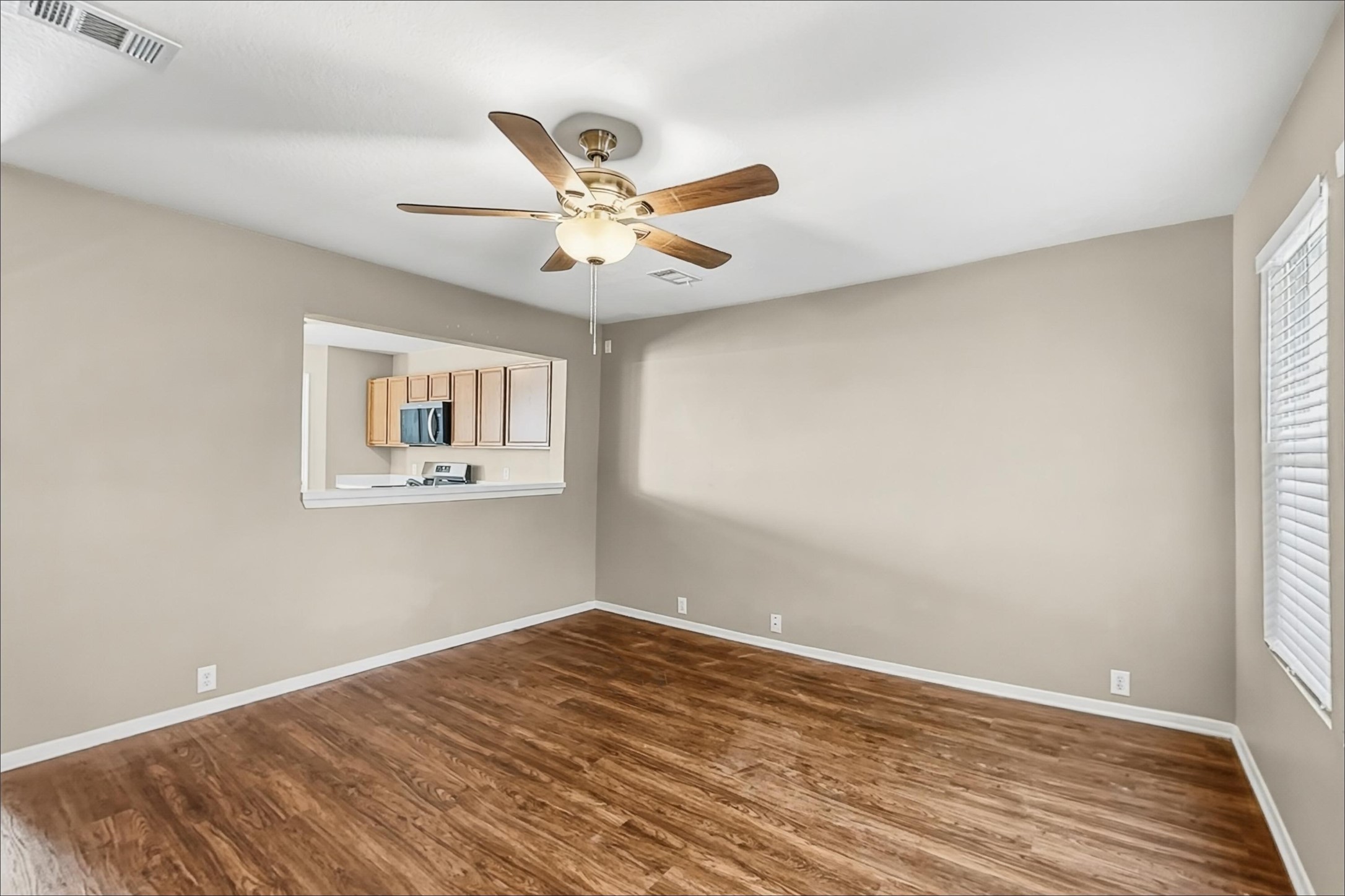 3443 Becker Glen Street Property Photo 4