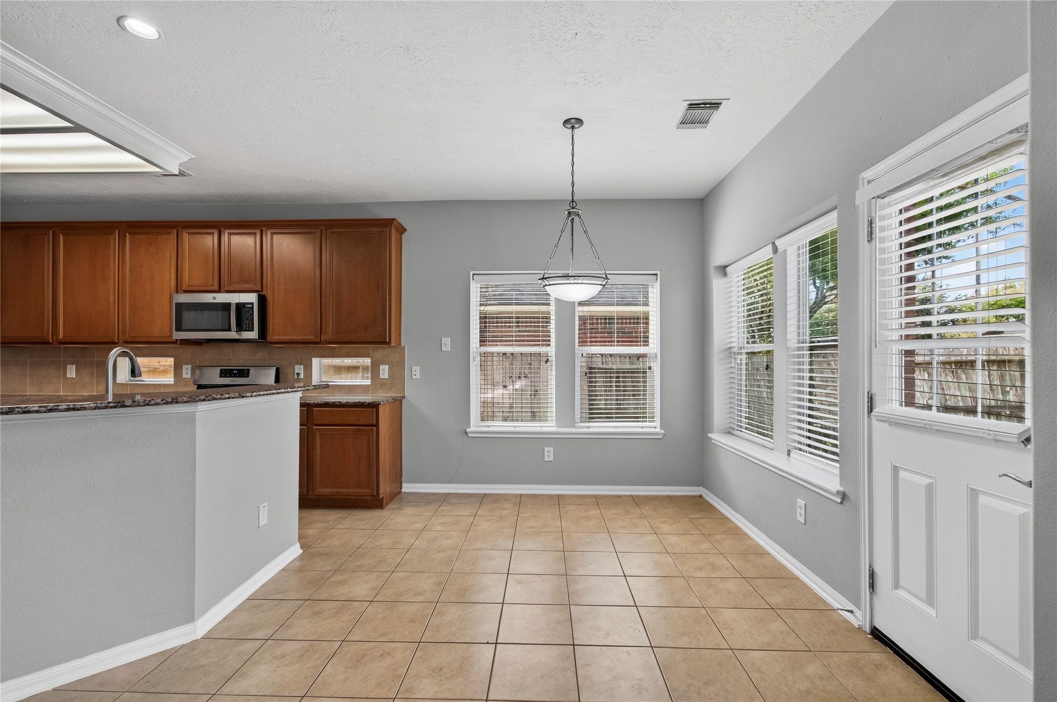 2922 Laurel Brook Lane Property Photo 13