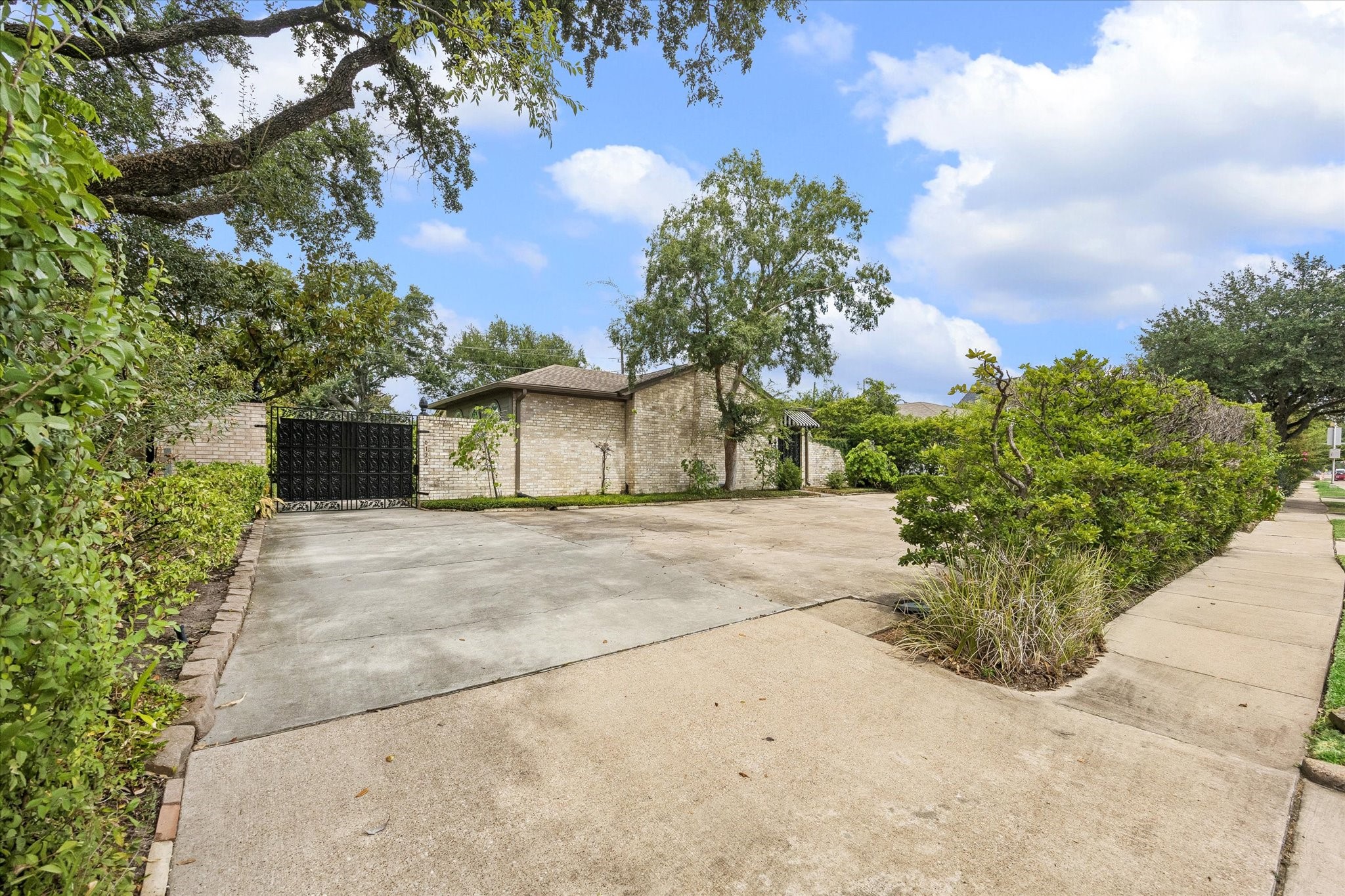 6122 San Felipe Street Property Photo 19