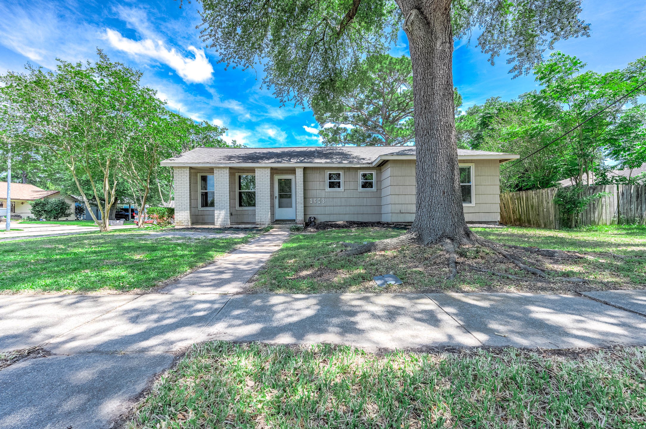 1603 Patrick Street Property Photo 1