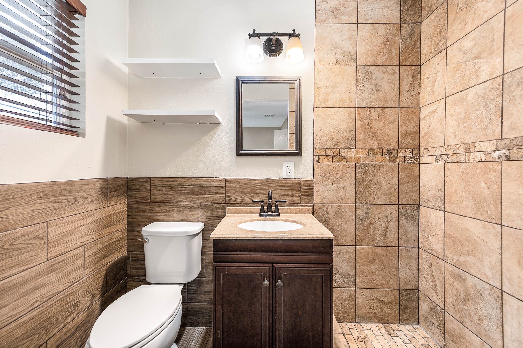 1603 Patrick Street Property Photo 5