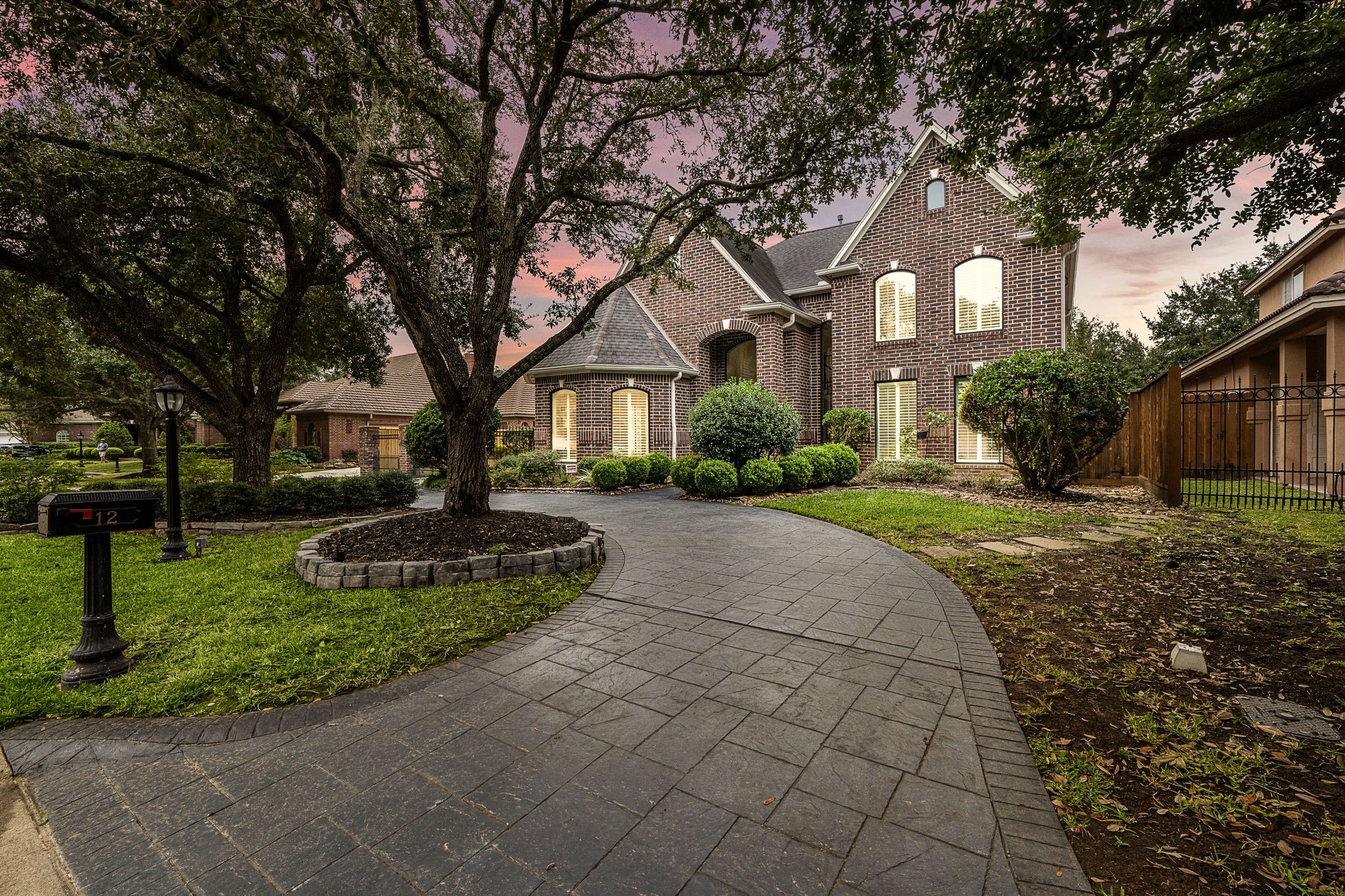 12 Champions Bend Circle Property Photo 1
