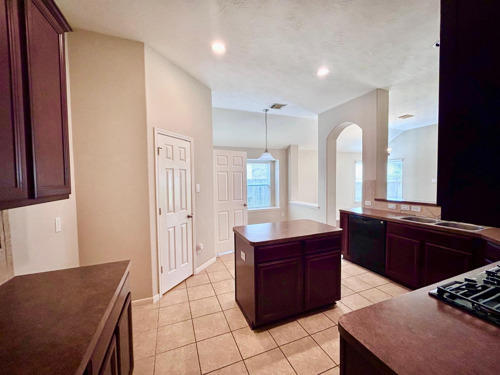 25918 Silver Timbers Lane Property Photo 8