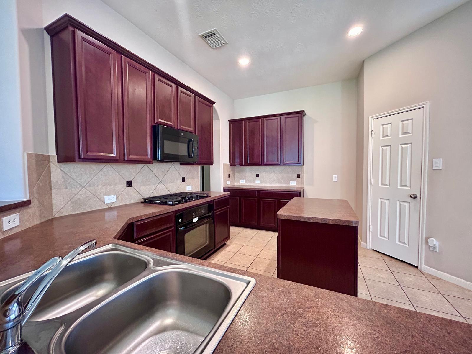 25918 Silver Timbers Lane Property Photo 10