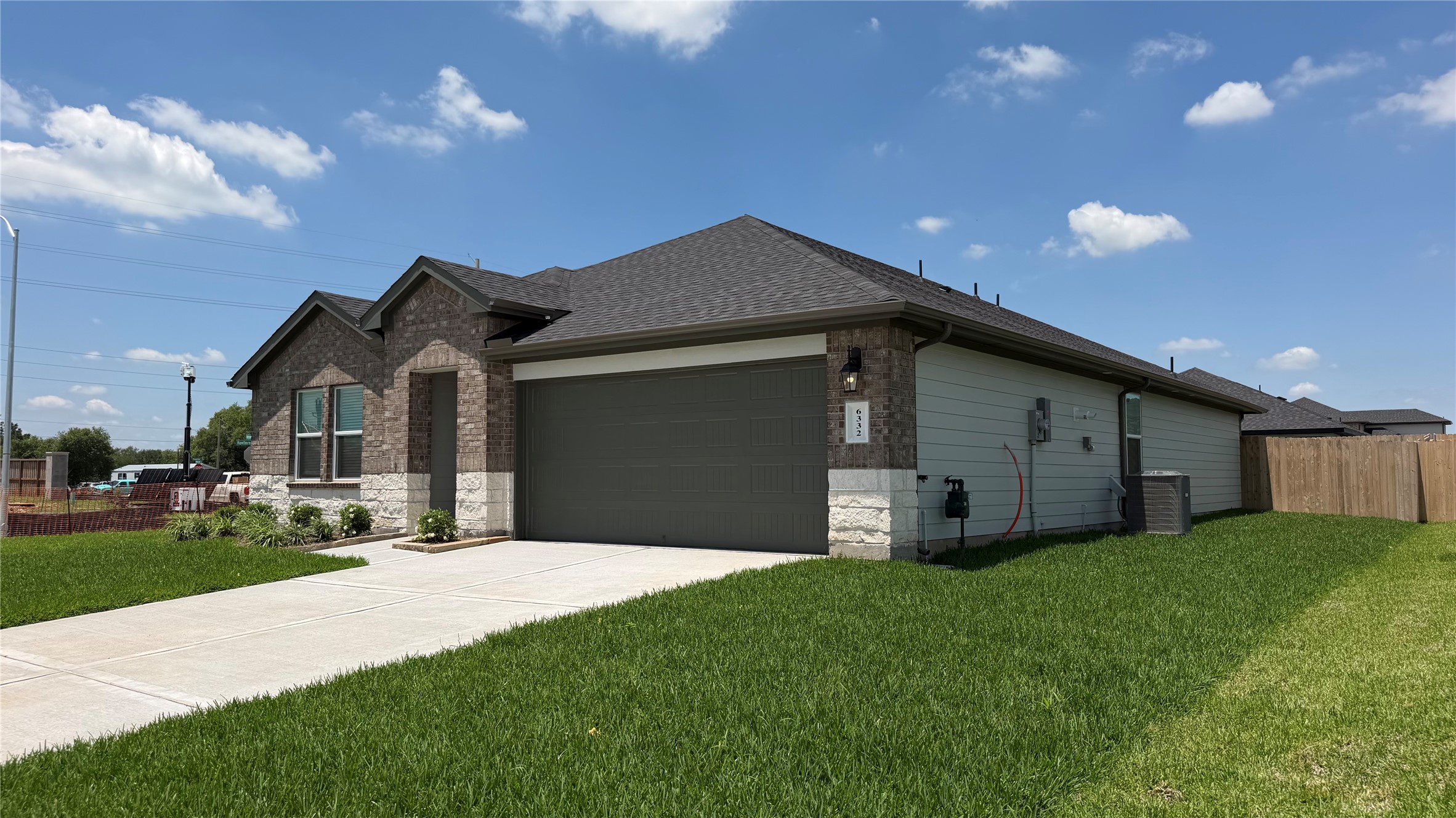 6332 Amberose Peak Lane Property Photo 2