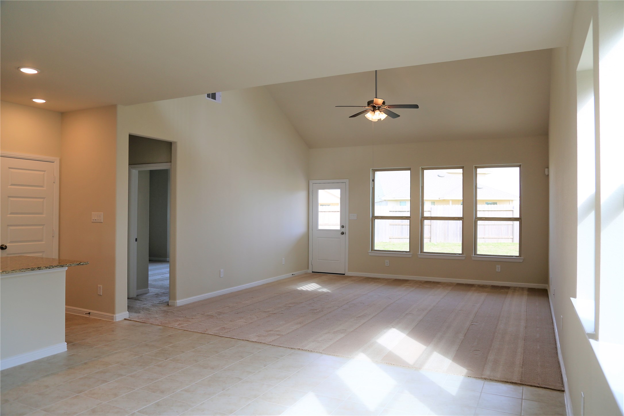 8139 Fairfield Manor Way Property Photo 13