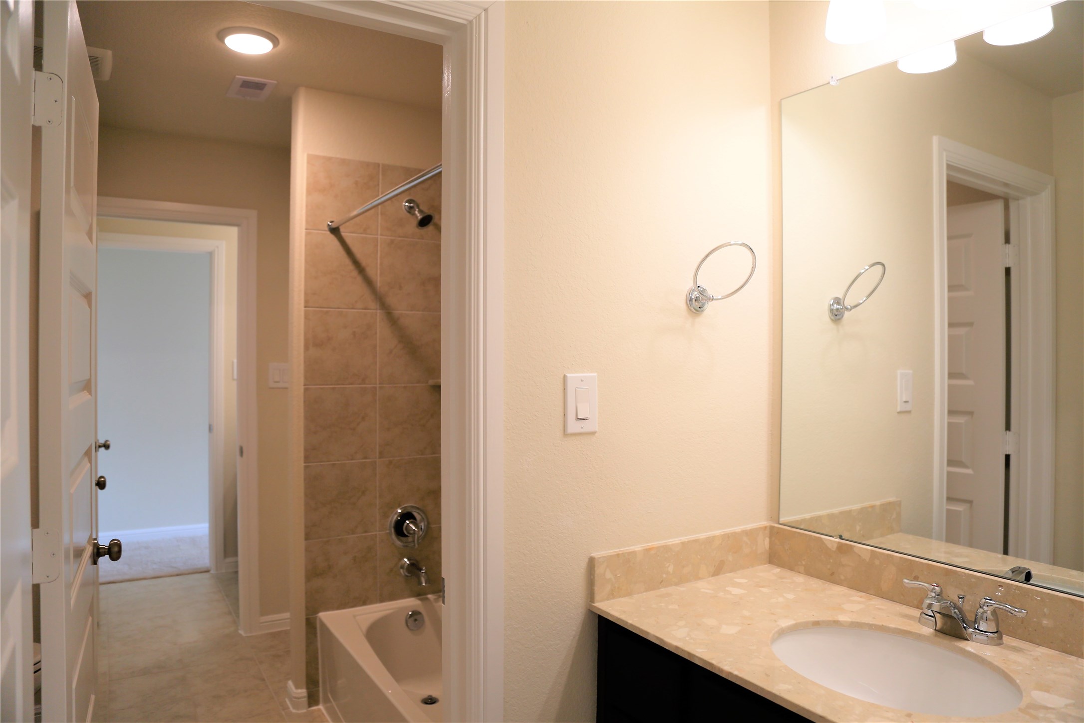 8139 Fairfield Manor Way Property Photo 27