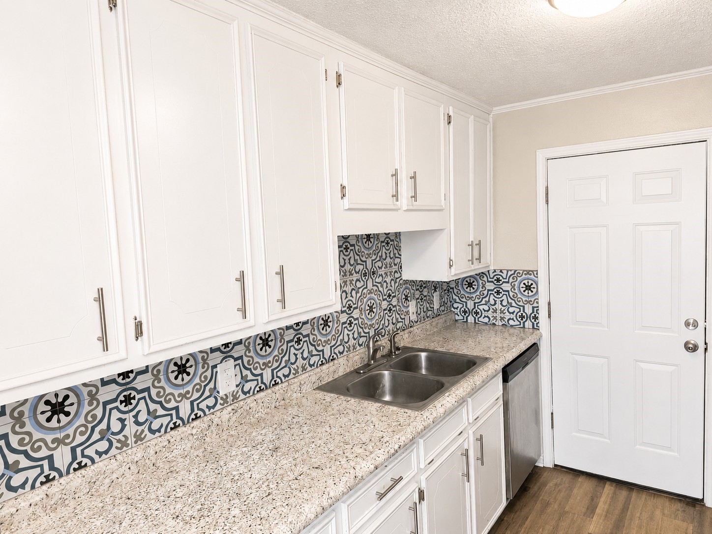 1107 9th Avenue N Property Photo 3