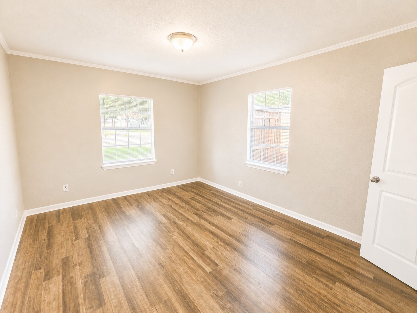 1107 9th Avenue N Property Photo 7