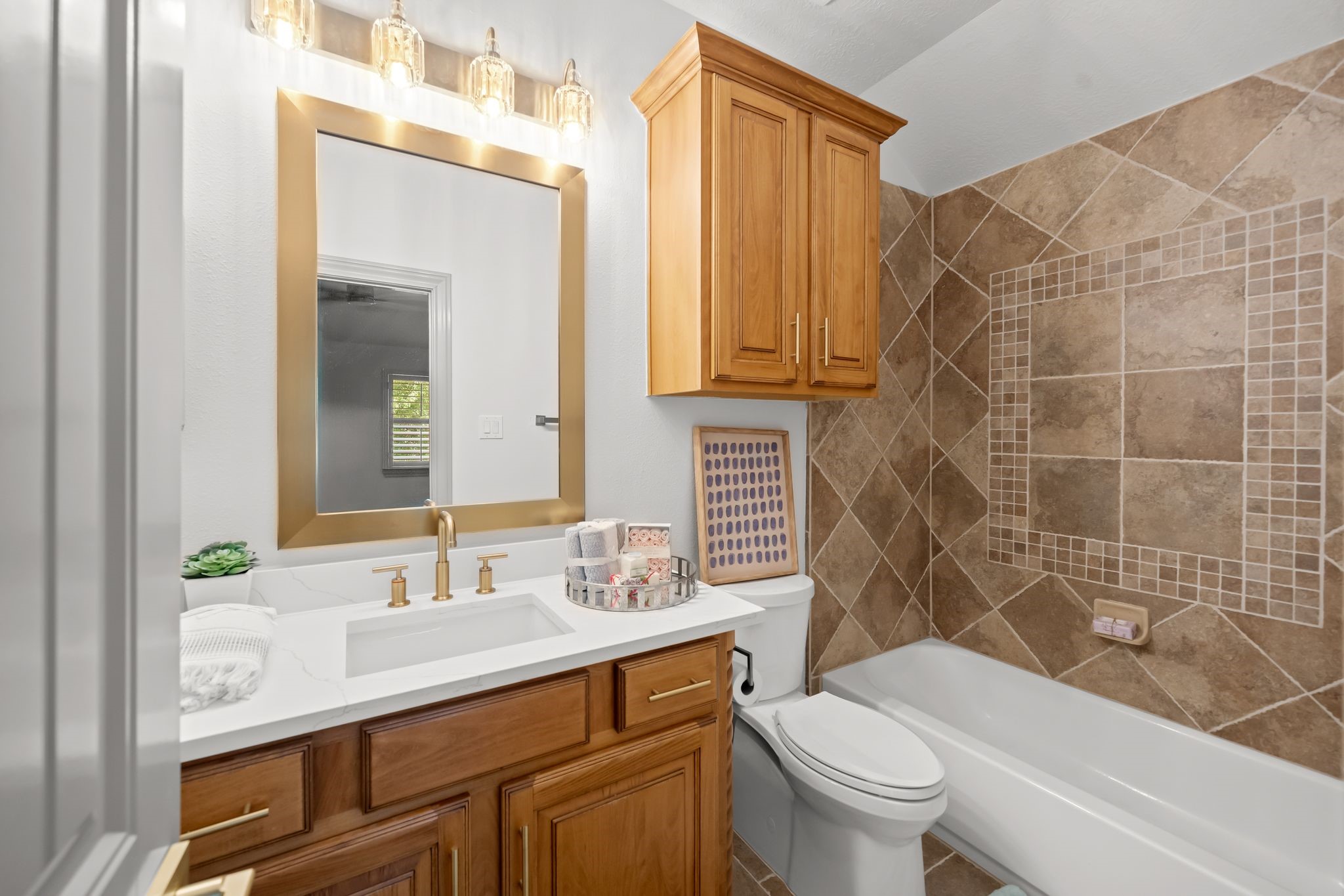 10332 Hunter Creek Lane Property Photo 20