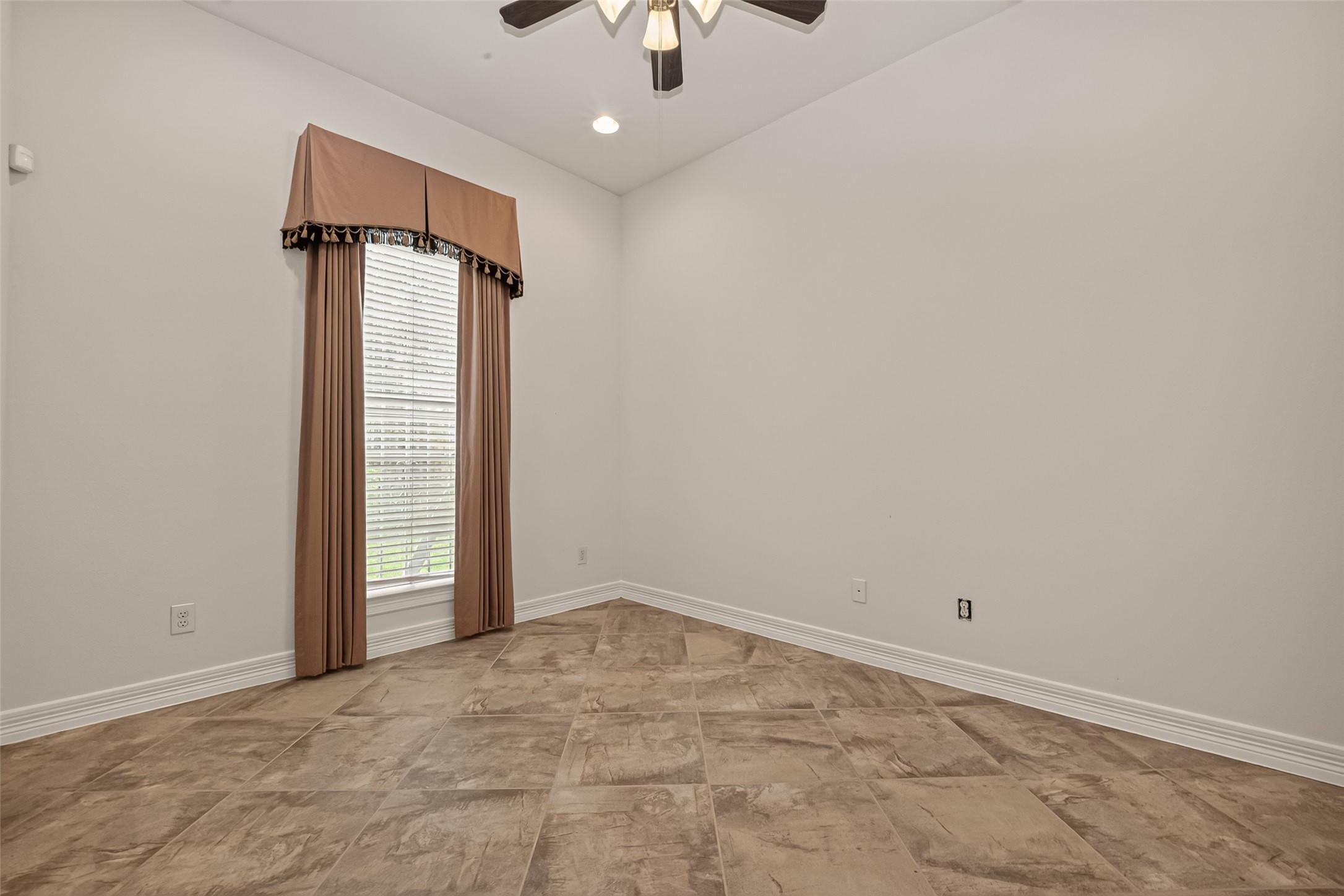 1814 Bartrum Street Property Photo 22
