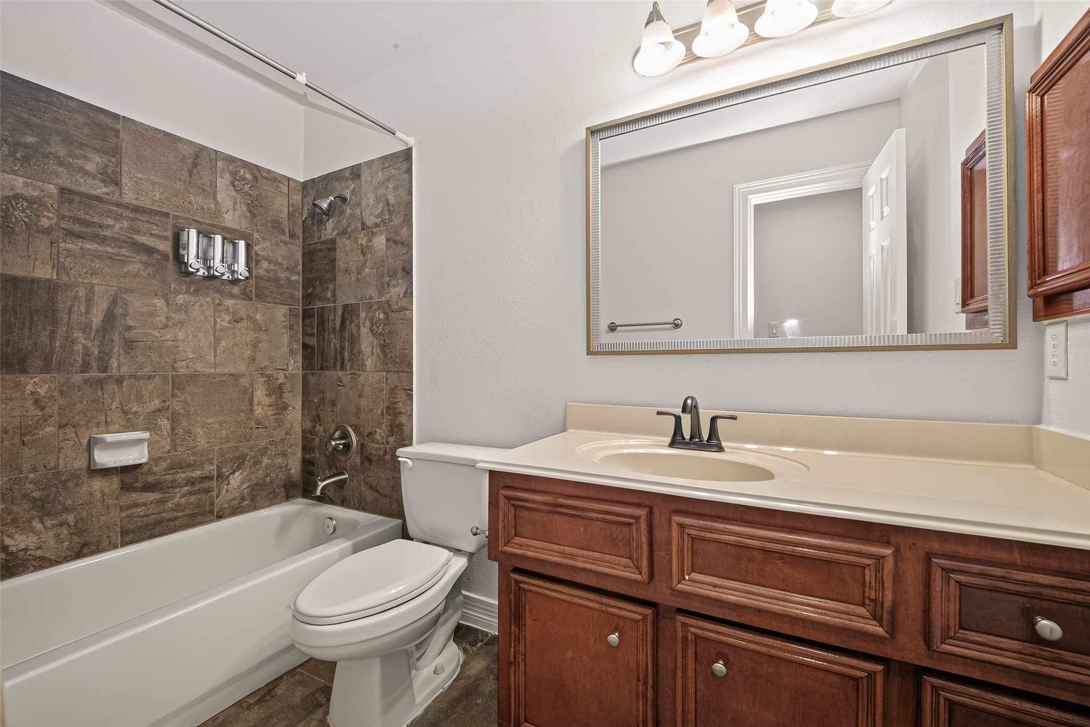 1814 Bartrum Street Property Photo 29