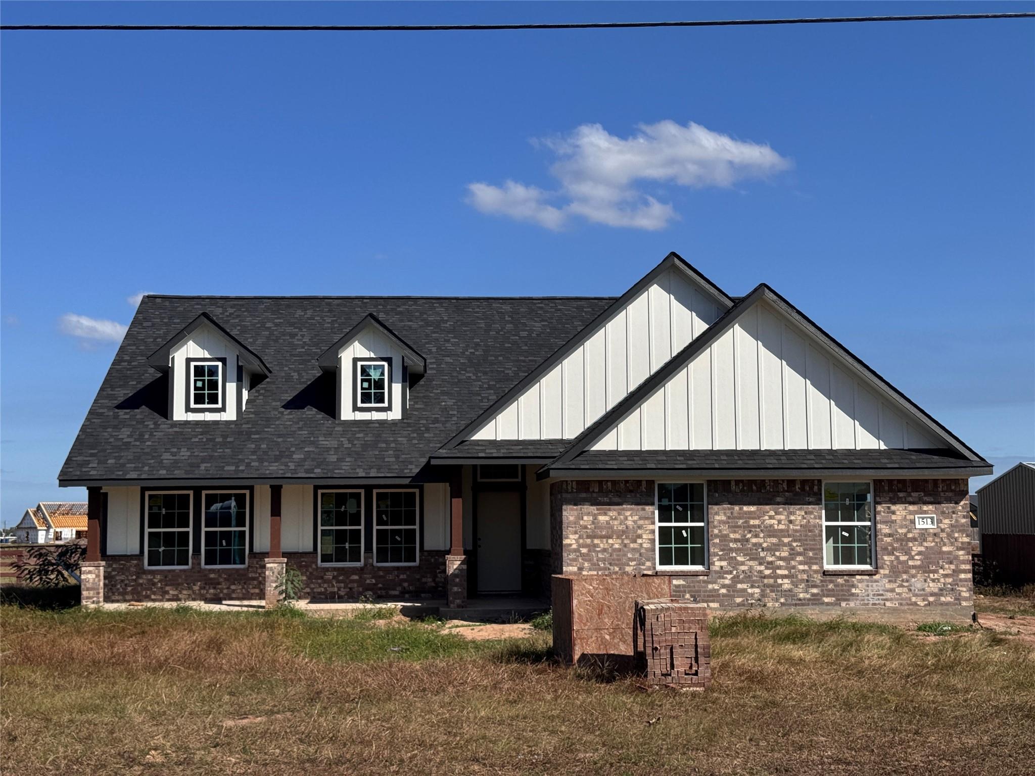 1513 Palomino Trail, Angleton TX 77515 Property Photo 1