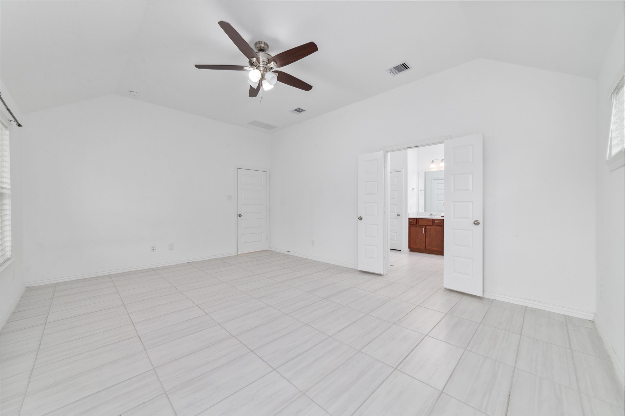 6110 Rice Island Court Property Photo 18