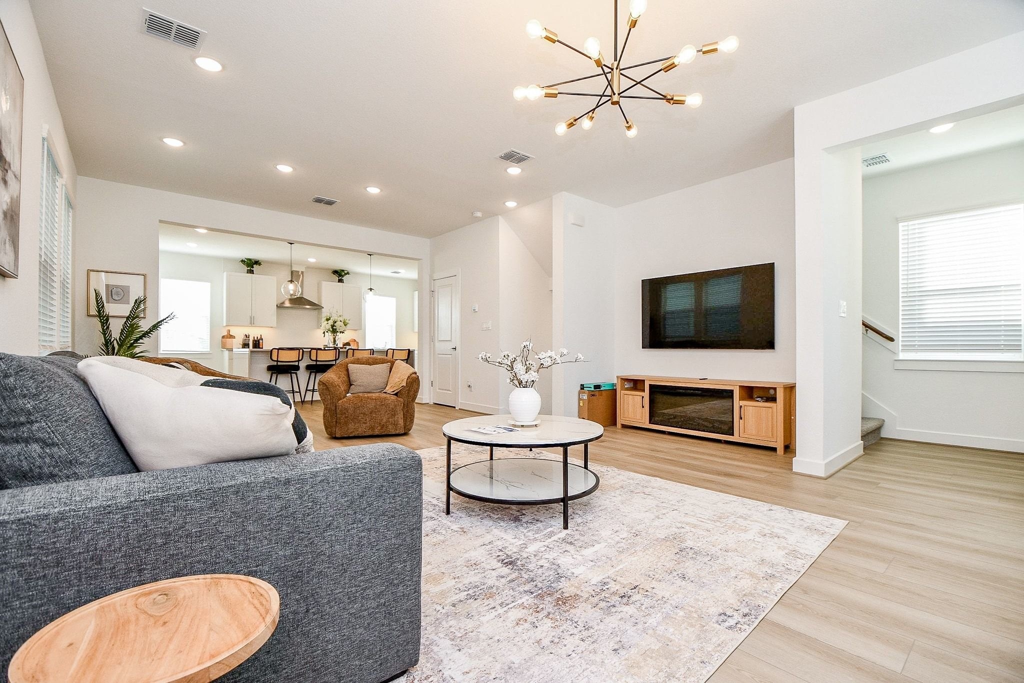 2210 Via Laura Property Photo 1