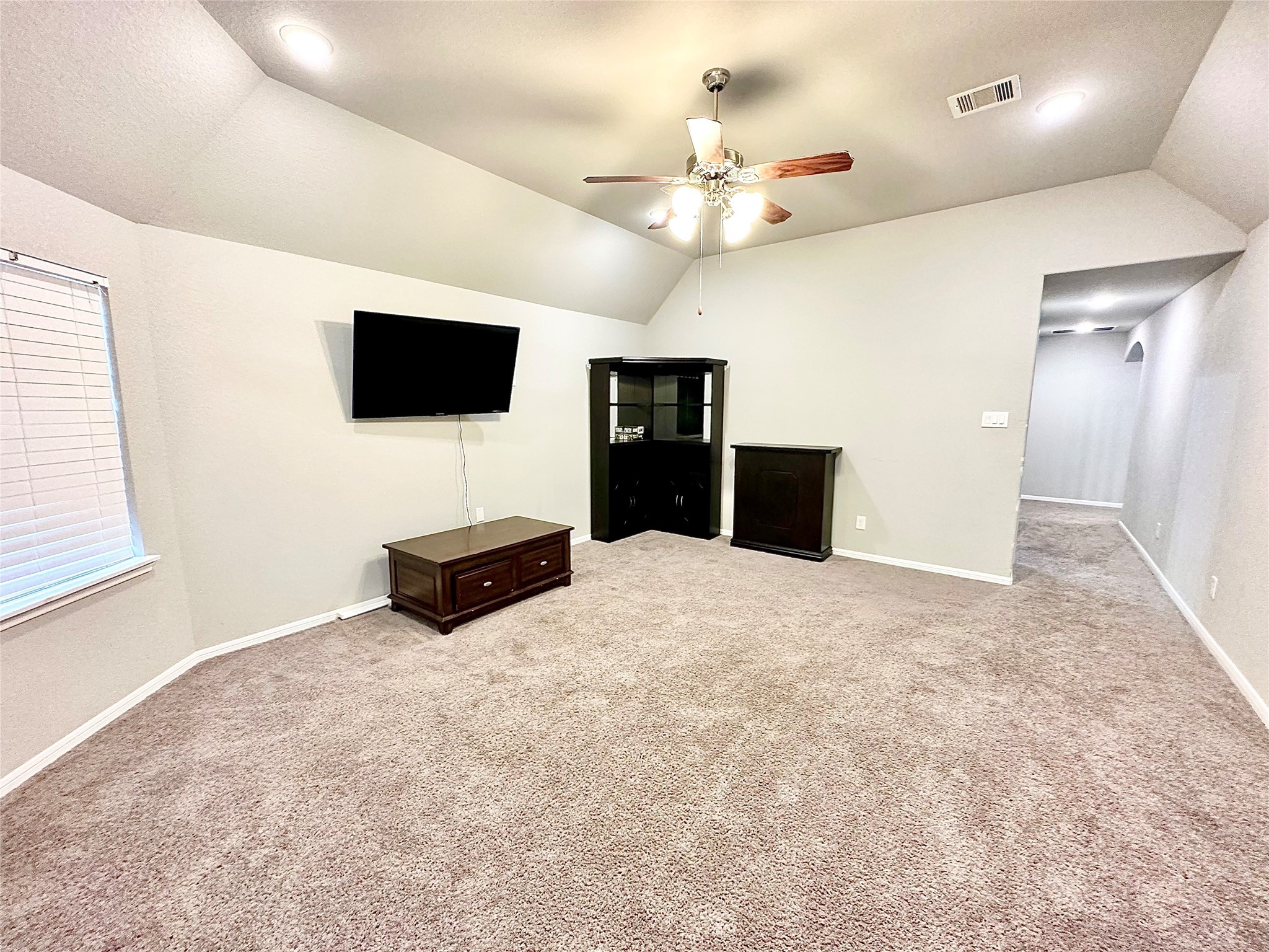 1207 Euclid Court Property Photo 21