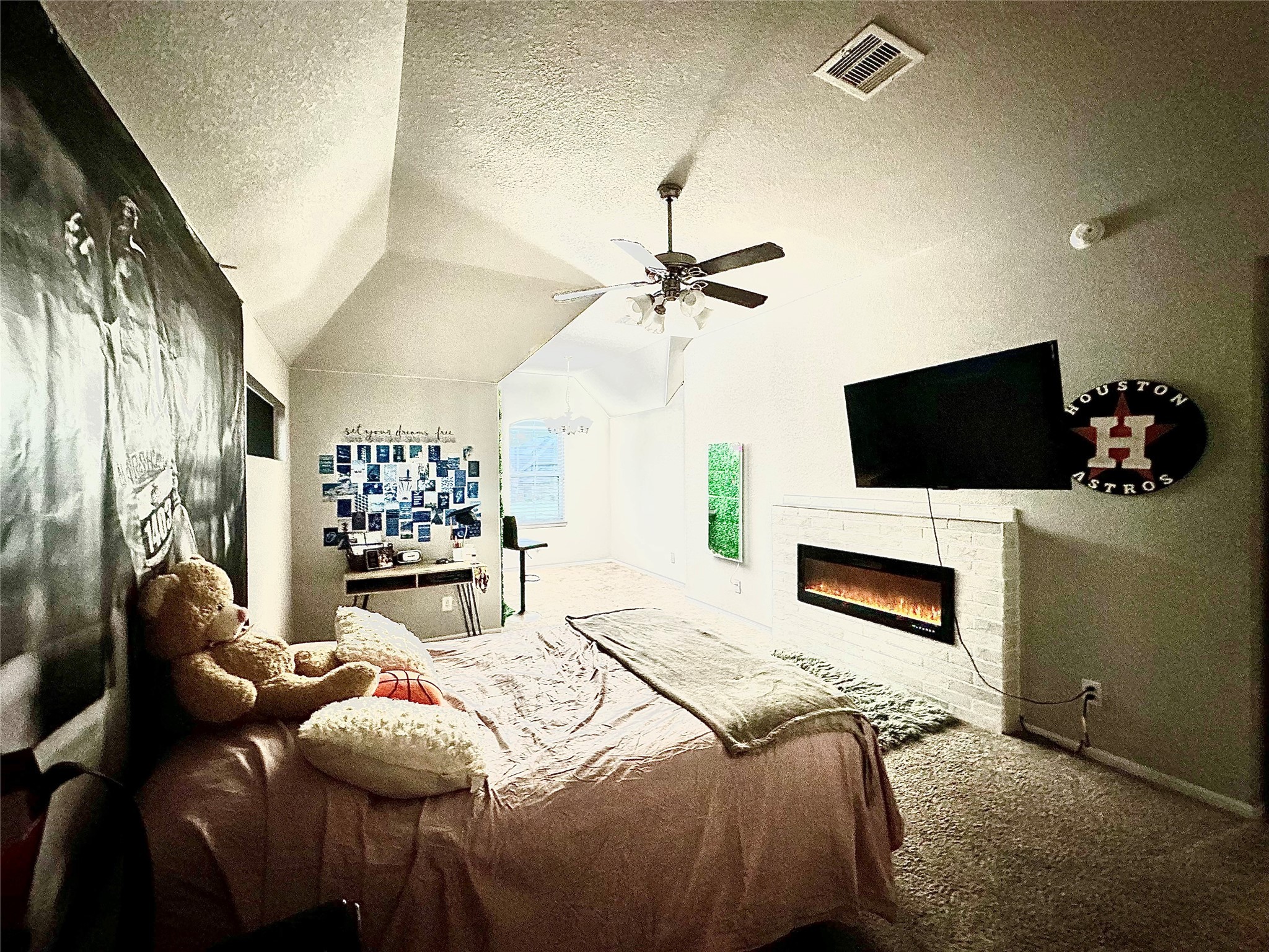 1207 Euclid Court Property Photo 25