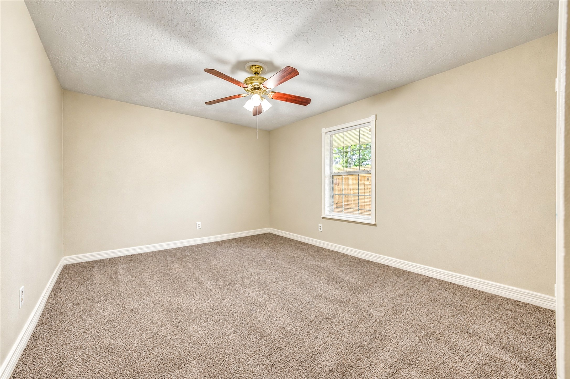 7406 Riptide Drive Property Photo 8