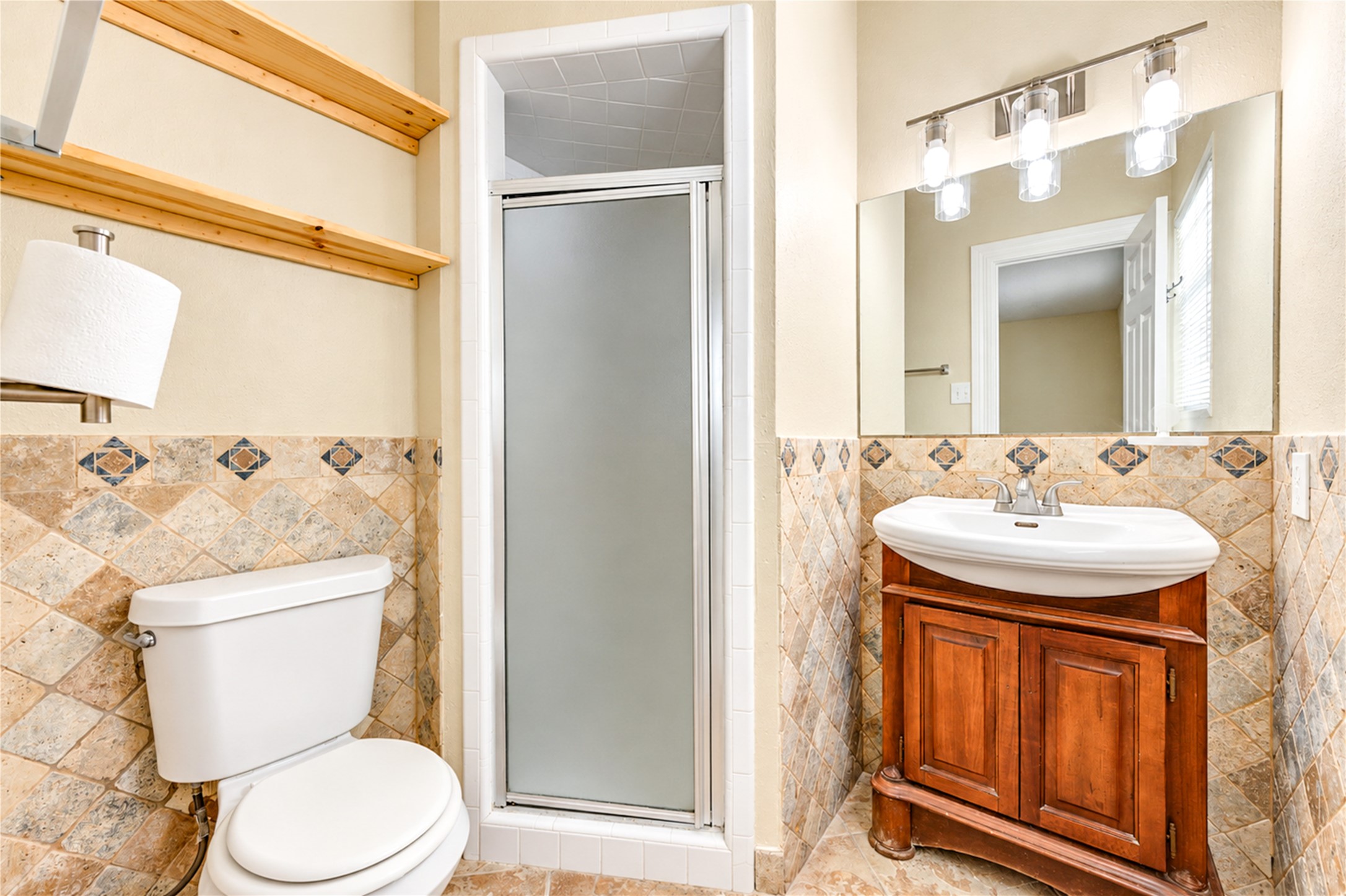 7406 Riptide Drive Property Photo 29