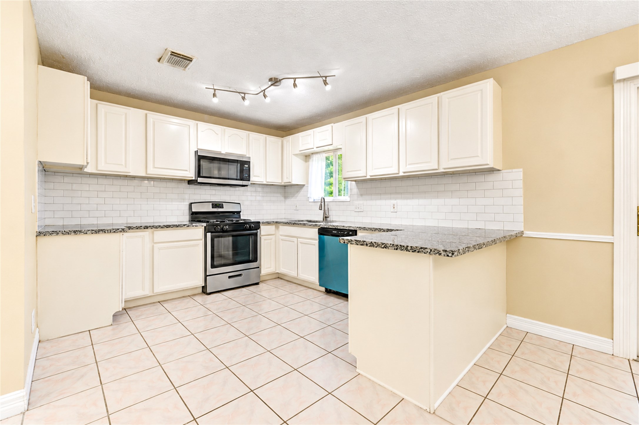 7406 Riptide Drive Property Photo 40