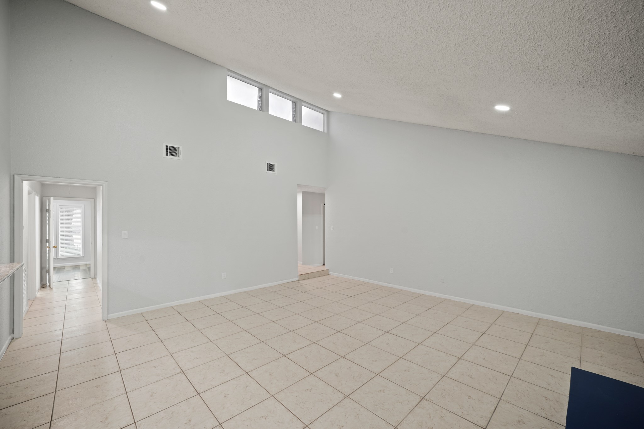 22202 Cimarron Parkway Property Photo 5