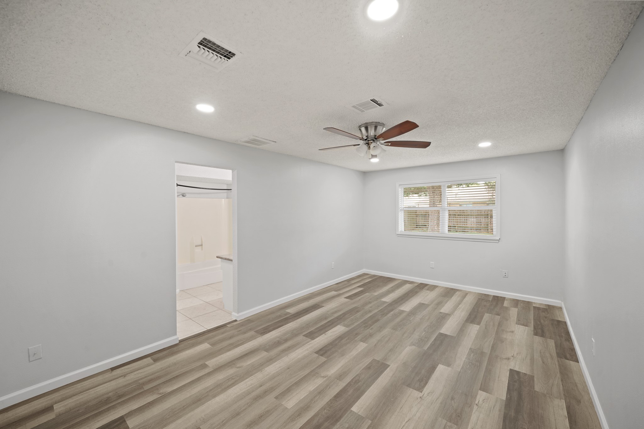 22202 Cimarron Parkway Property Photo 13