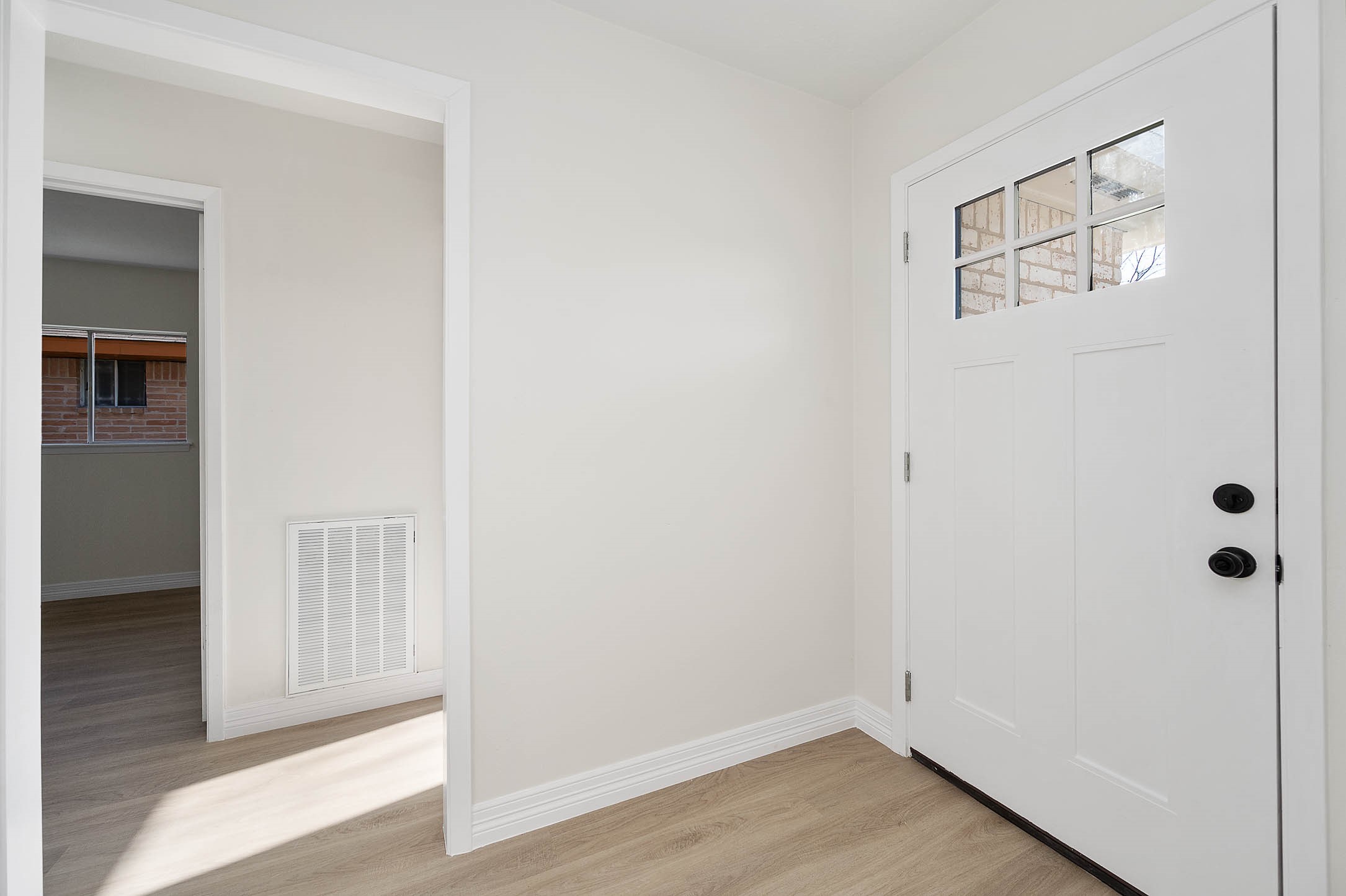 15006 Wellman Lane Property Photo 10