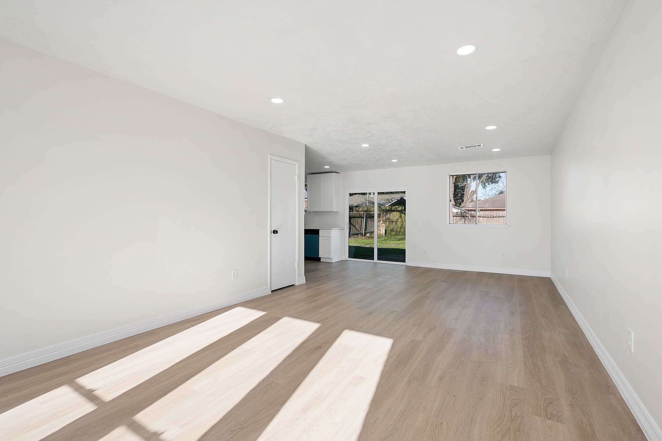 15006 Wellman Lane Property Photo 11