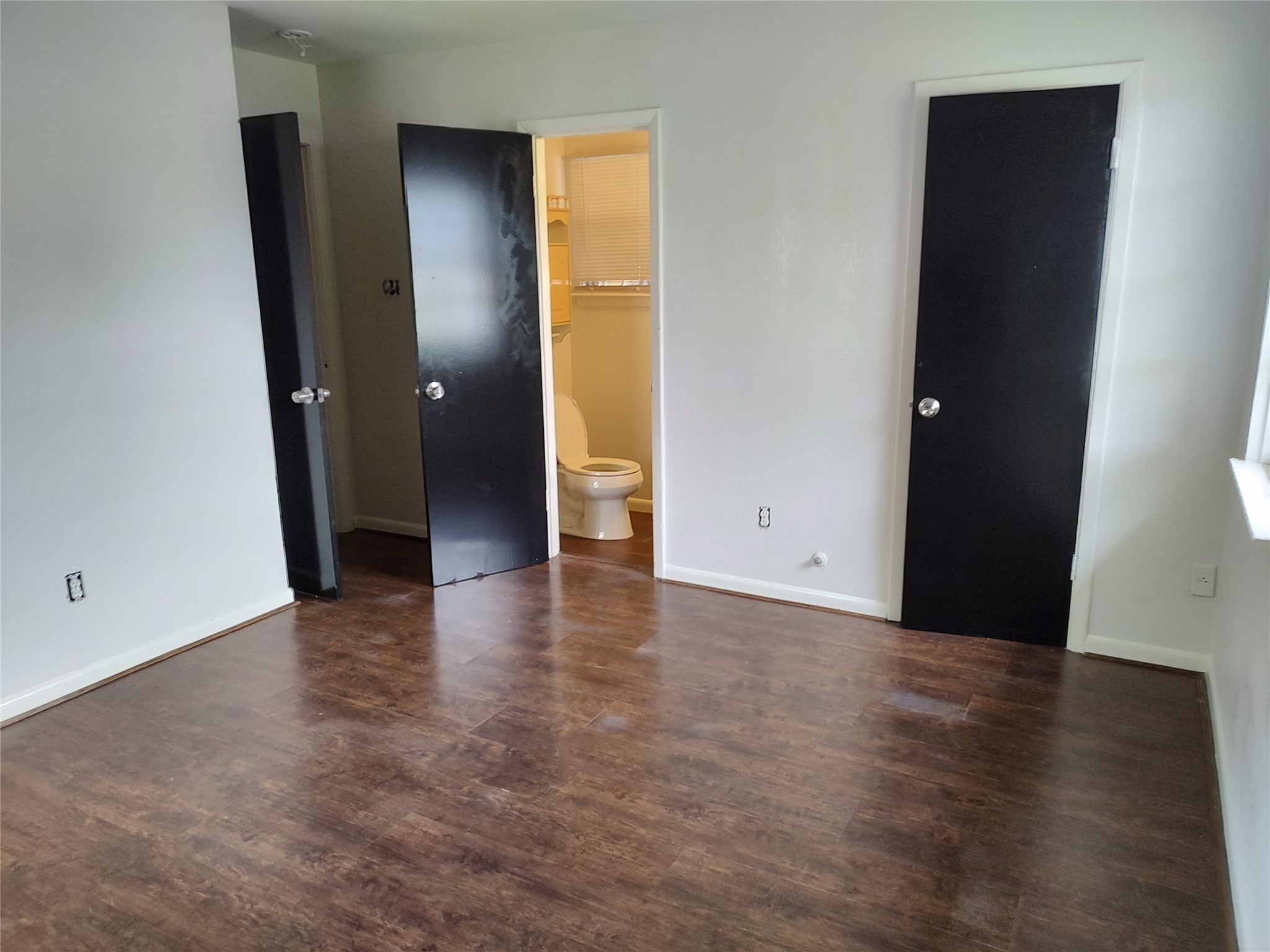 3614 Longwood Drive Property Photo 20