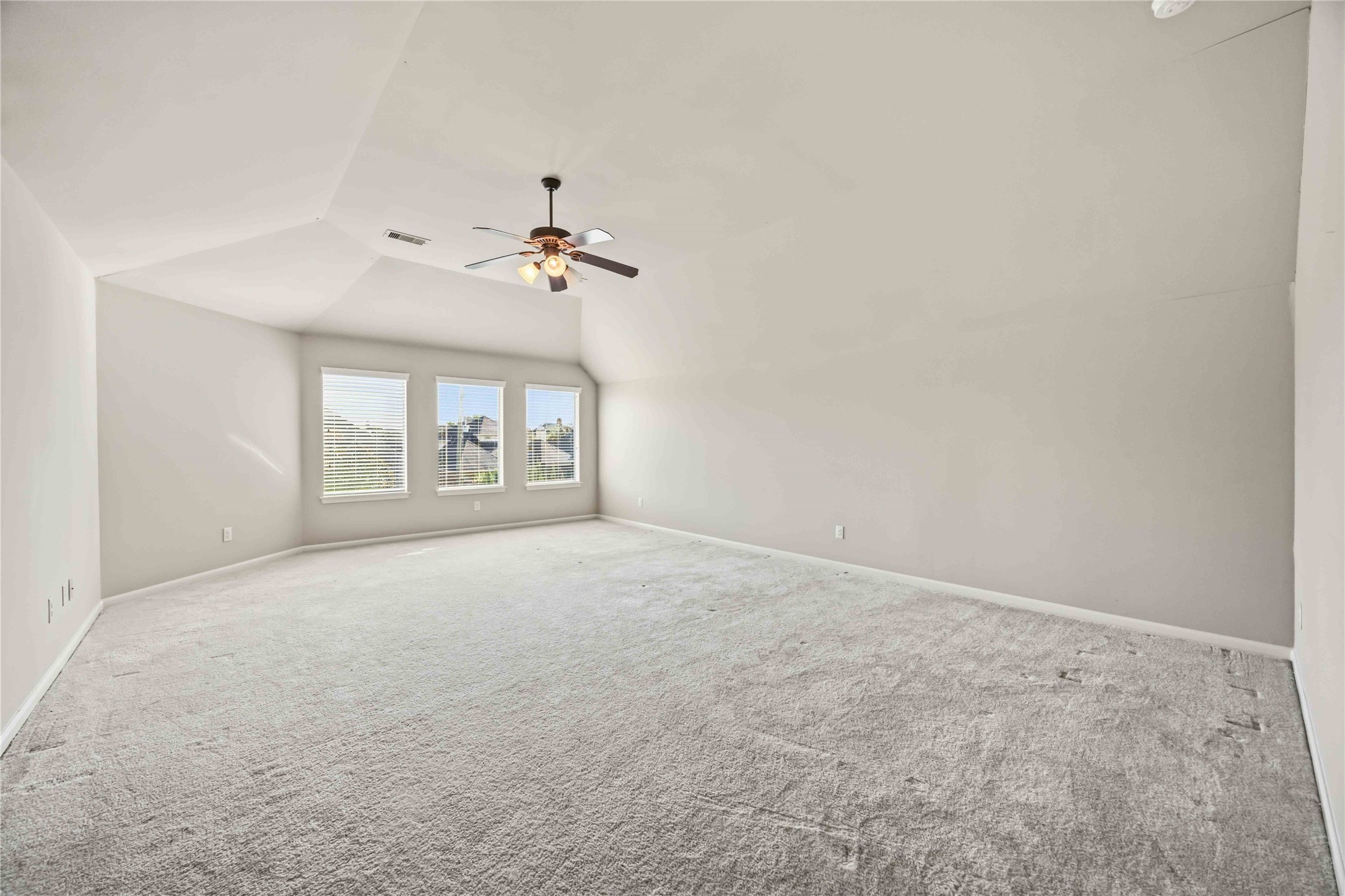 13615 Rainwater Drive Property Photo 14