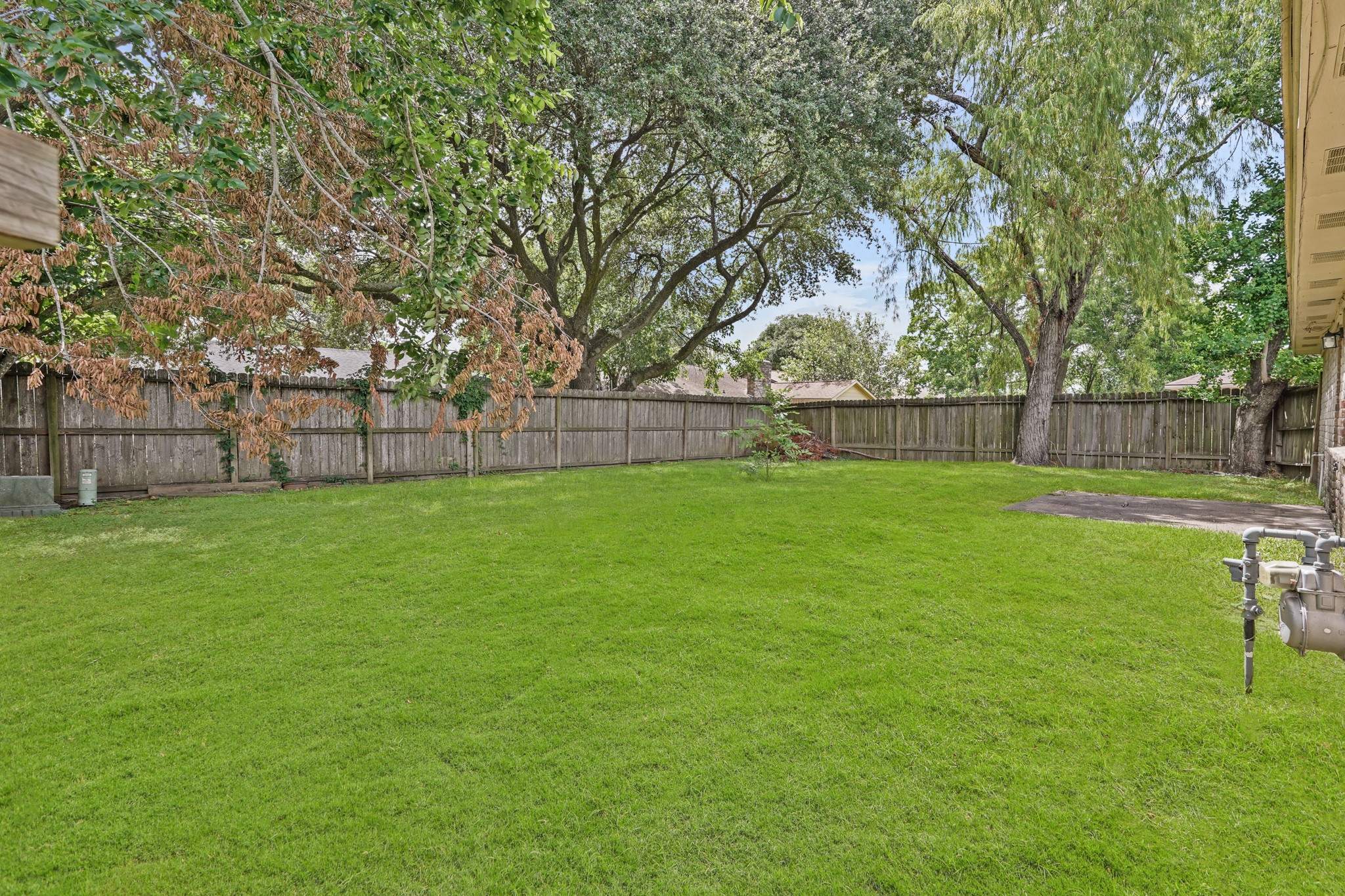 4319 Windrift Drive Property Photo 13