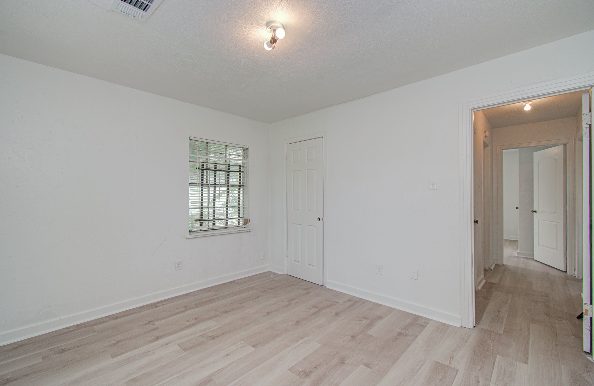 7622 Delavan Drive Property Photo 2
