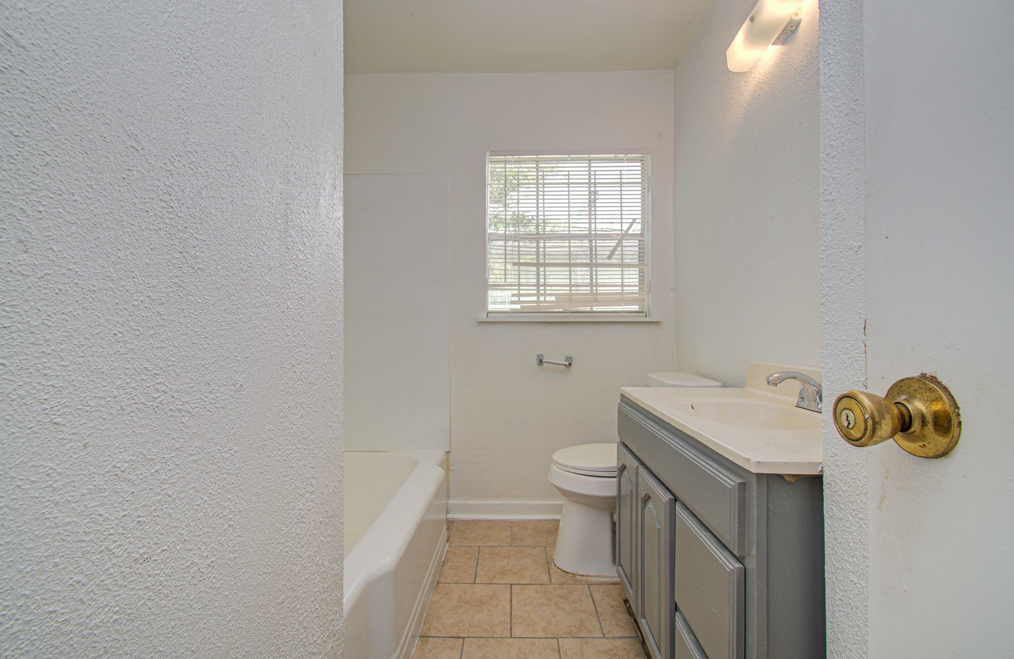 7622 Delavan Drive Property Photo 11