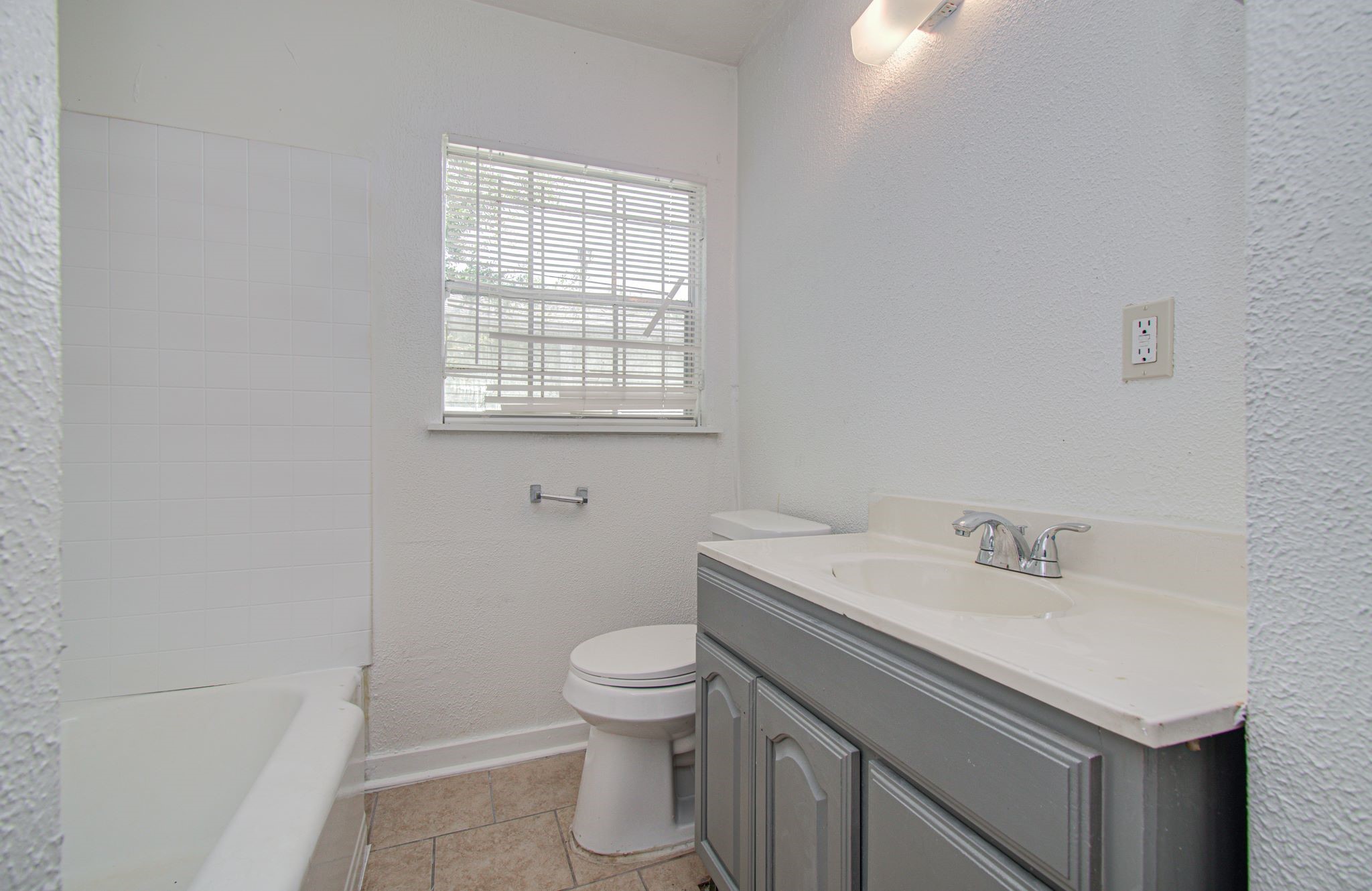 7622 Delavan Drive Property Photo 13