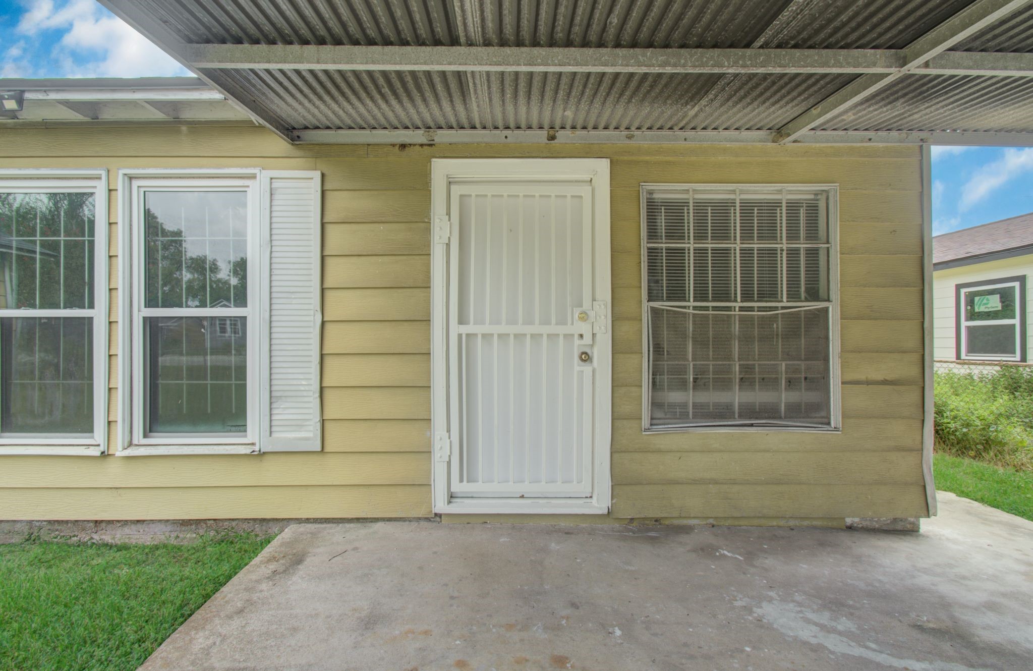 7622 Delavan Drive Property Photo 14